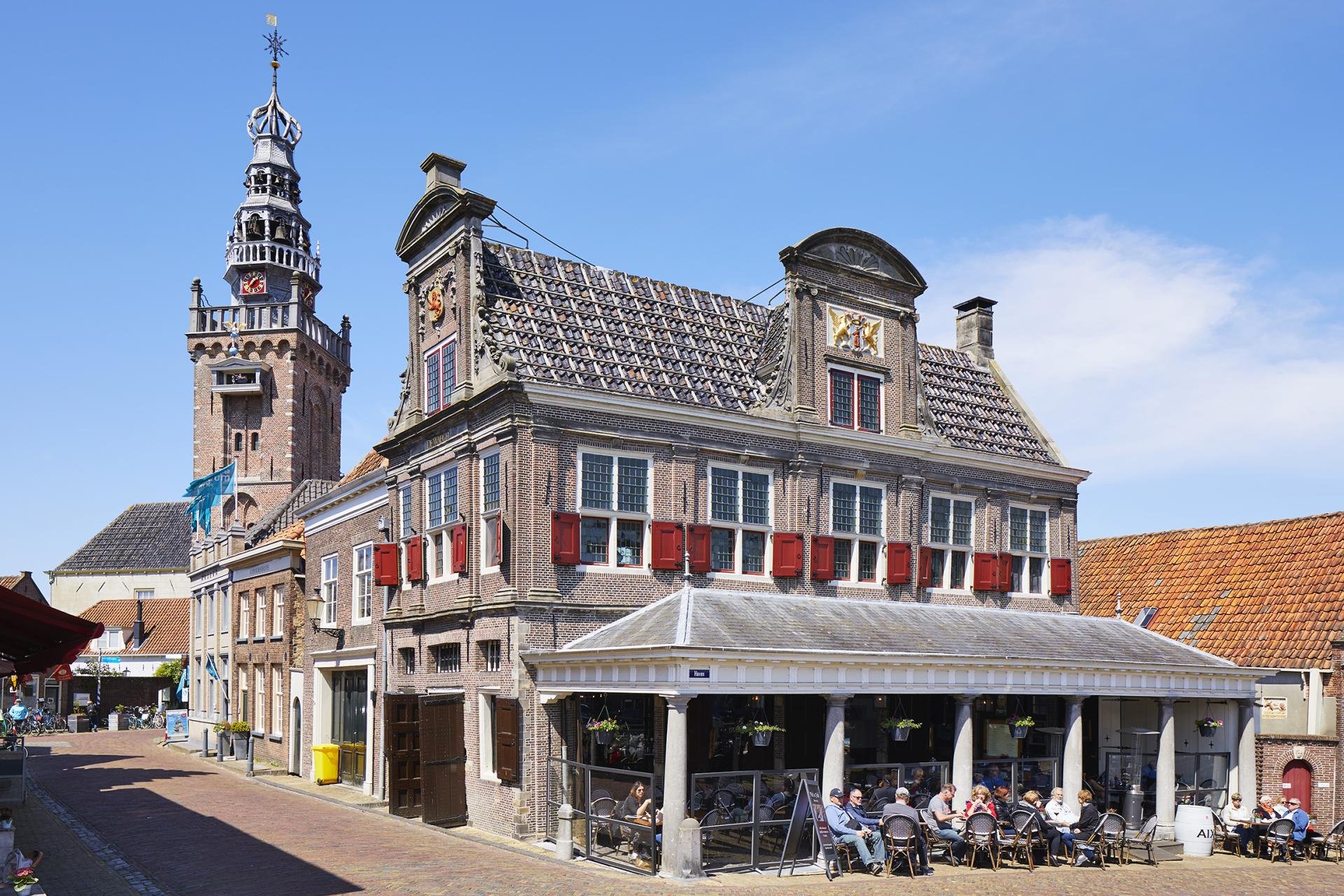 De Waag en de Speeltoren in Monnickendam